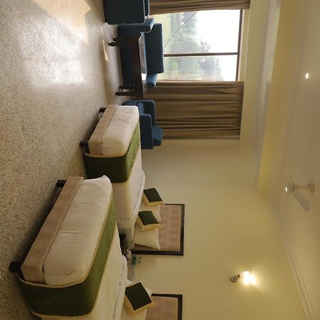 Gautam Hotels & Resorts Кхаджурахо Экстерьер фото