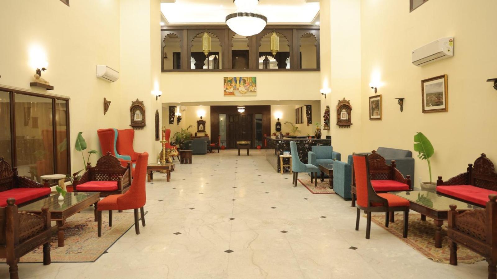 Gautam Hotels & Resorts Кхаджурахо Экстерьер фото